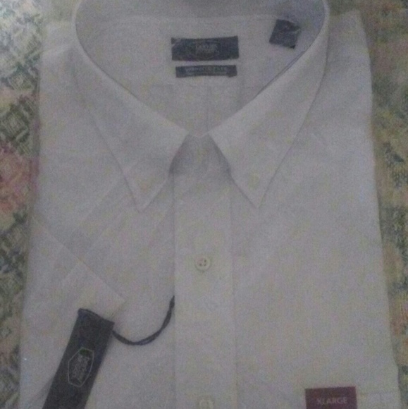 Berkley & Jensen Other - Berkeley/ Jensen short sleeve shirt